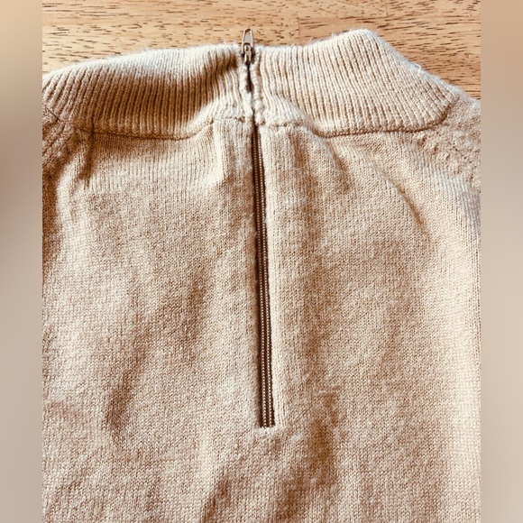Sarah Bentley vintage PM Petite Medium Camel Colored Sweater Soft - Picture 3 of 5